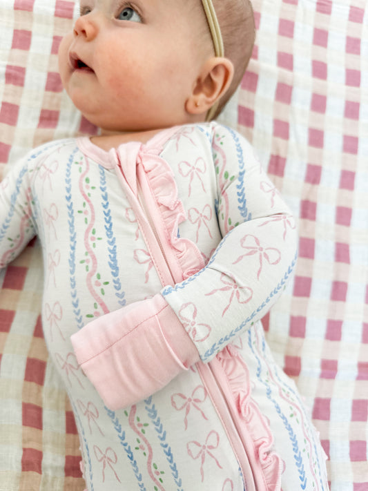 Vintage Bows Ruffle Bamboo Sleeper