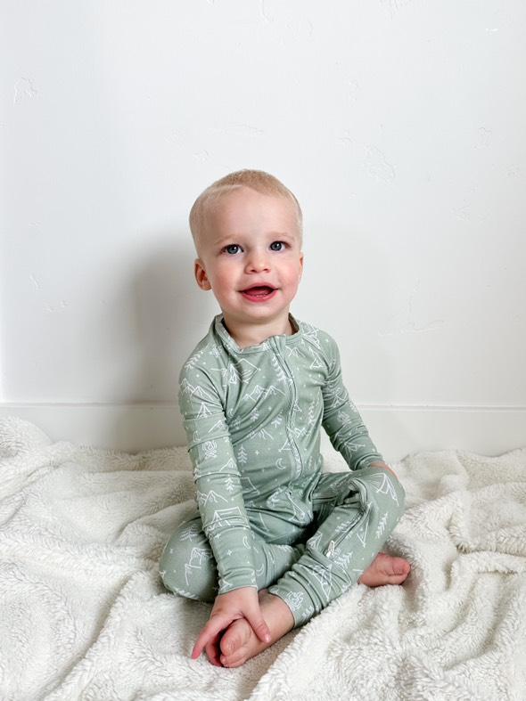 Sage Mountains Bamboo Sleeper