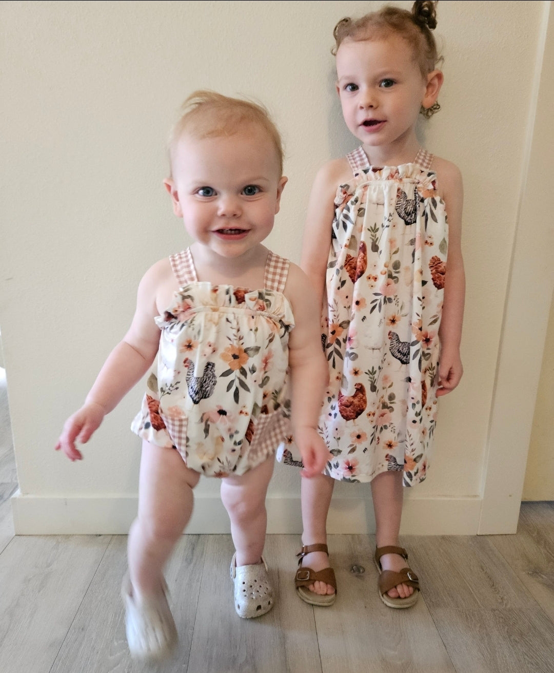 Floral Chicken & Gingham Shortie