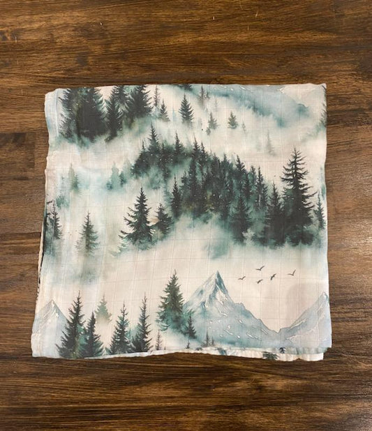 Bamboo & Muslin Swaddle | Winter Forest