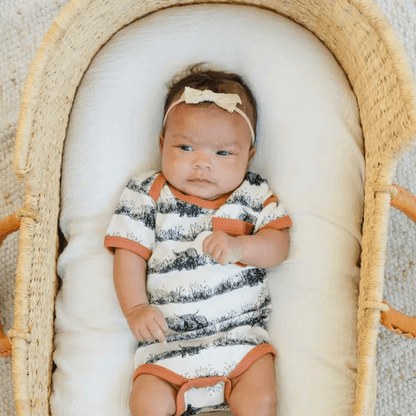 Short Sleeved Highland Cow Onesie - Evvie Bean's Baby Boutique