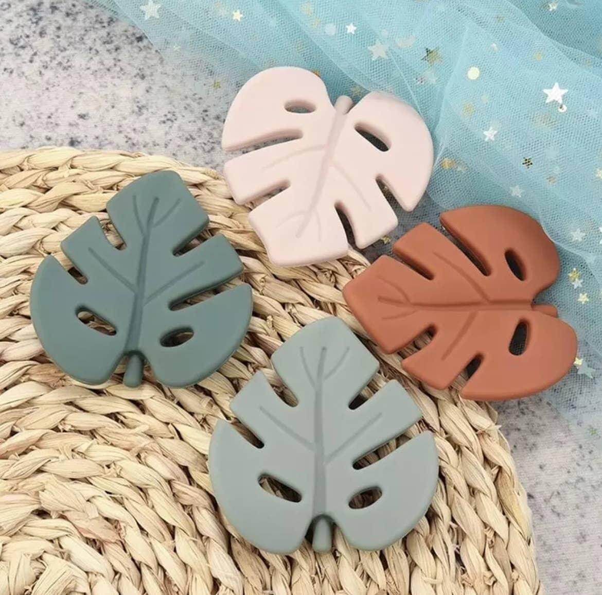 Monstera Leaf Silicone Teether - Evvie Bean's Baby Boutique